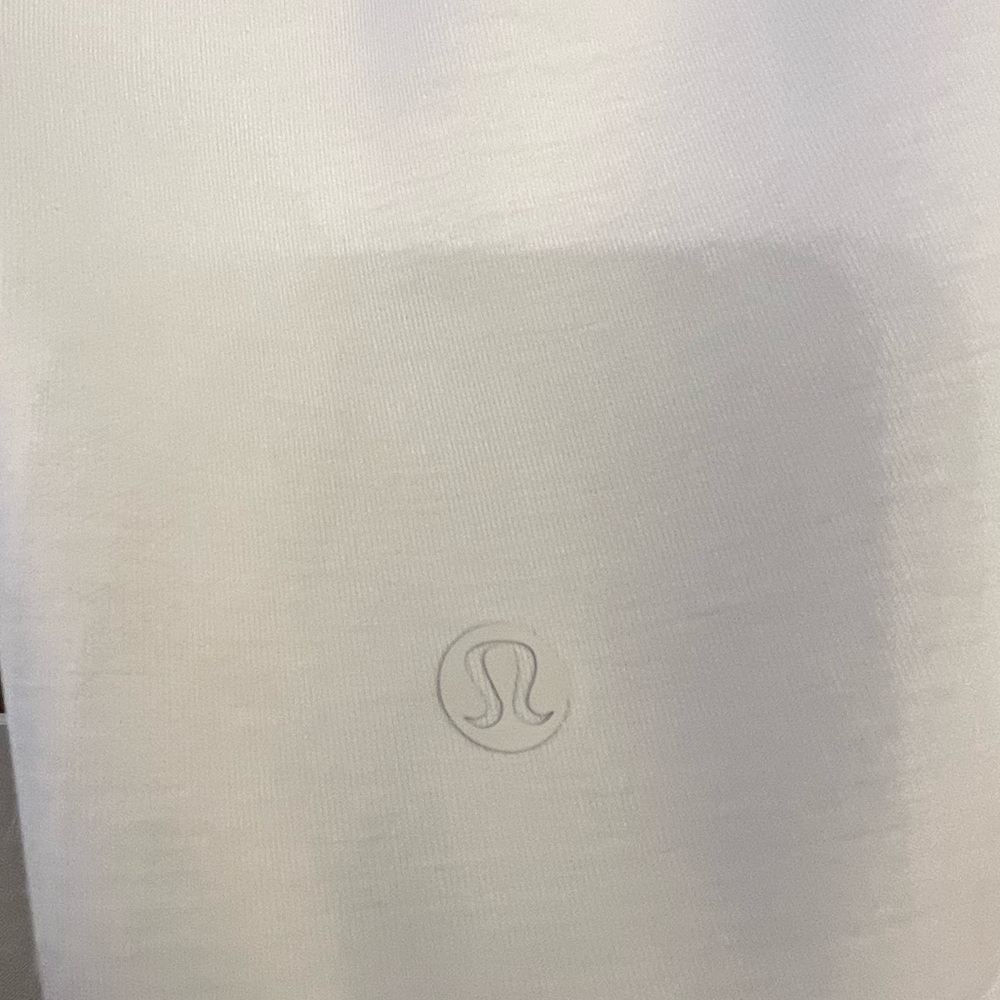 Lululemon Women's Softstream Cream Hoodie - Picture 6 of 7